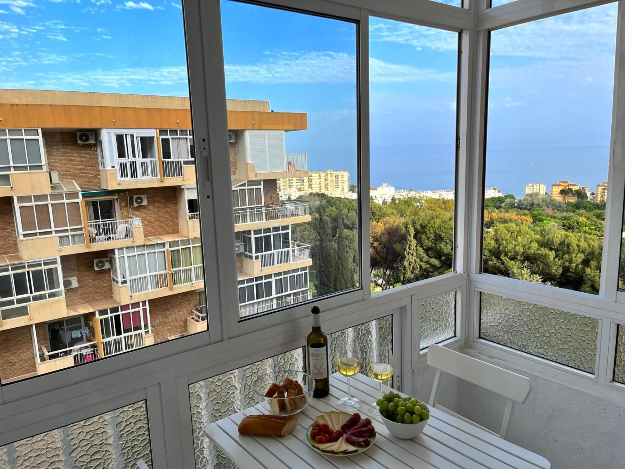 Cozy Central Studio Near The Beach Benalmádena Zewnętrze zdjęcie
